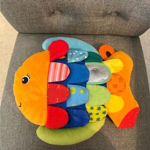 Melissa and Doug Vibrant Multicolor Flip Fish Toy